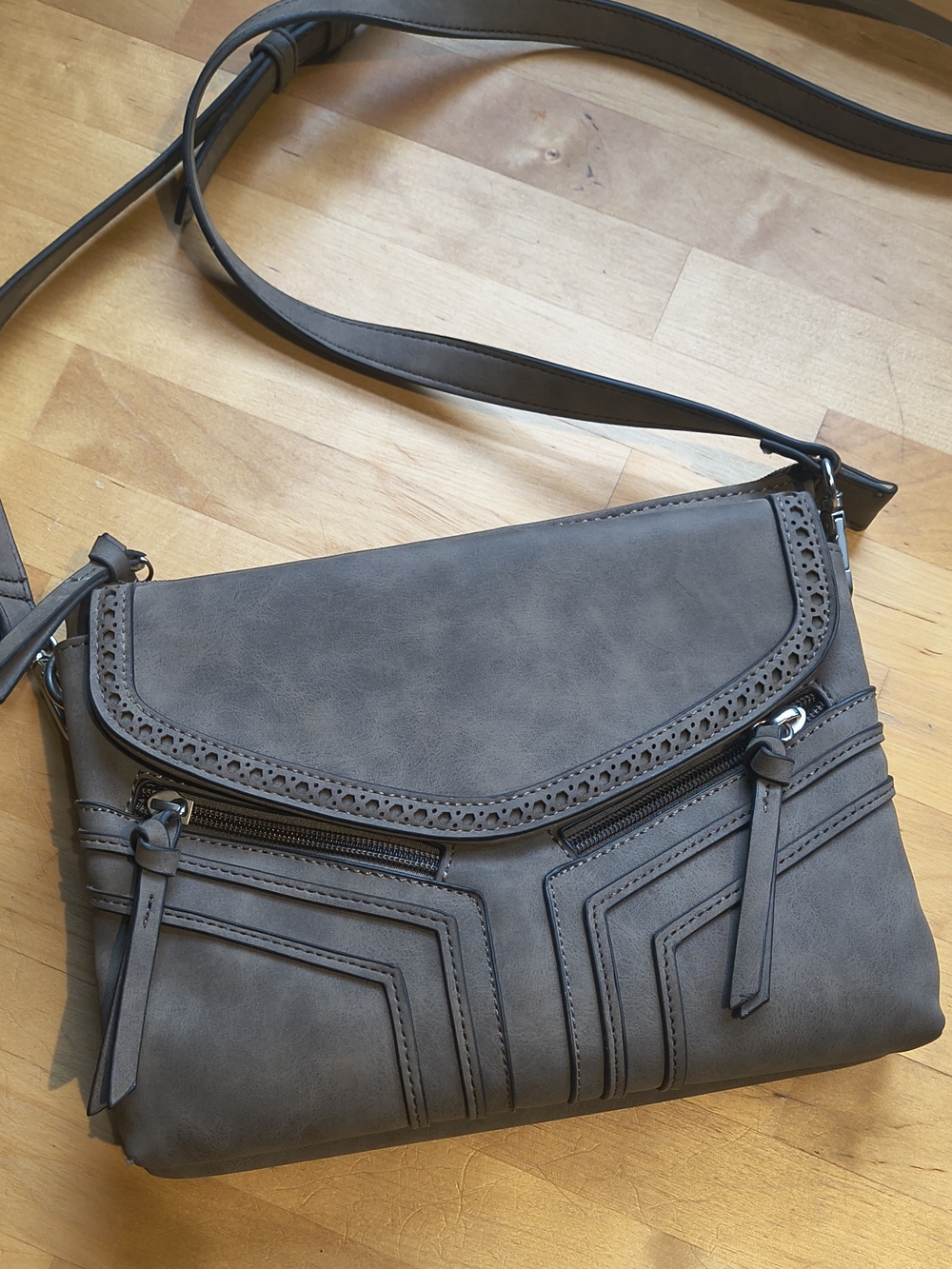 Women's Maurice's Grey Crossbody Bag - Stylish Everyday Shoulder Purse